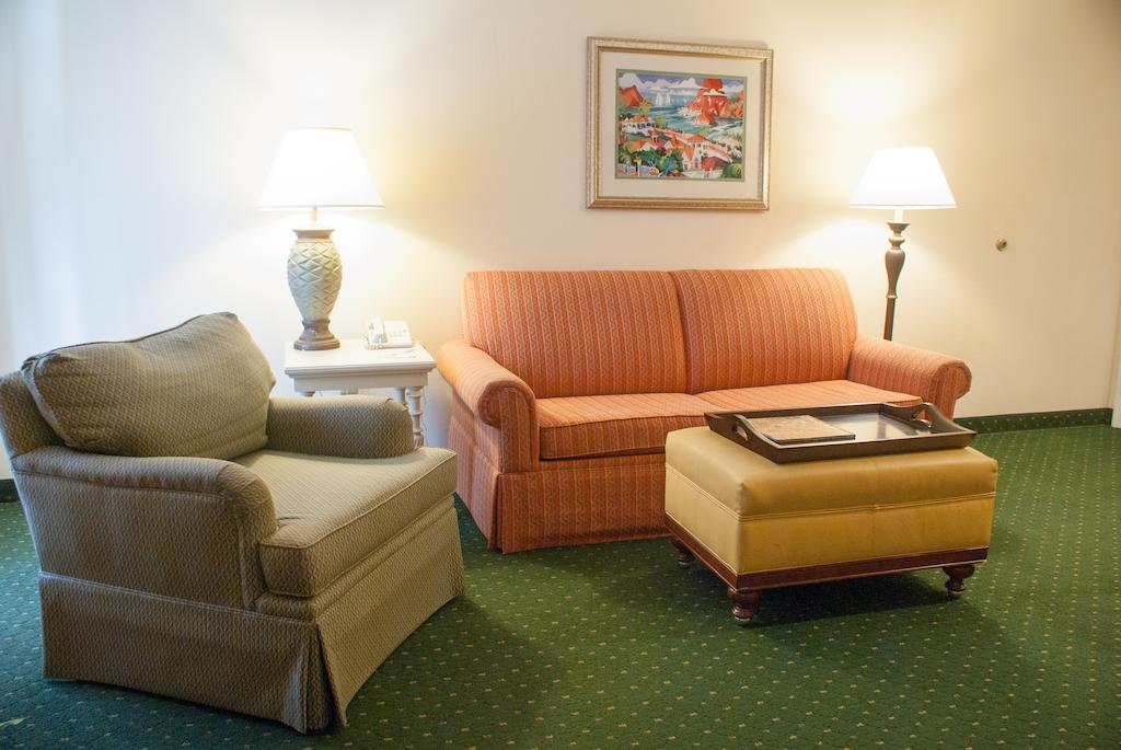 Hawthorn Suites By Wyndham Τζάκσονβιλ Δωμάτιο φωτογραφία